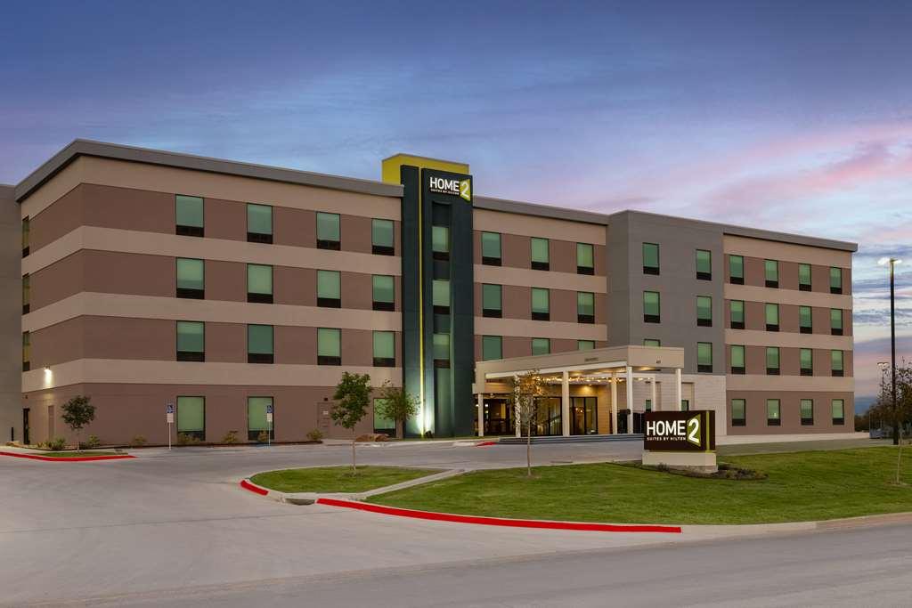 Home2 Suites By Hilton Brownwood Bagian luar foto